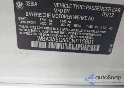 2012 BMW 328I из США, поврежденный, VIN WBA3A5G56CNP15801